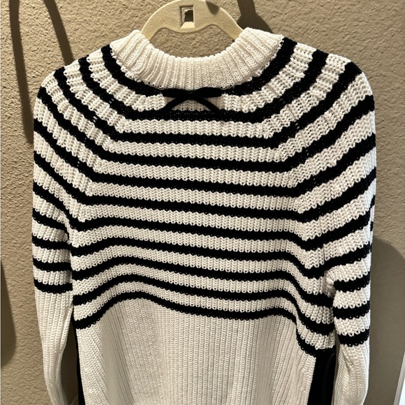 Kate Spade Sweater - Picture 2 of 6